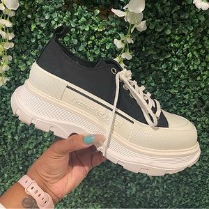 Alexander McQueen Tread Slick Low Top Sneakers WORN ONCE, LIKE NEW, size 43